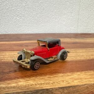 Vintage Diecast 1930 Packard Victoria Model Reader’s Digest Red Classic Toy Car